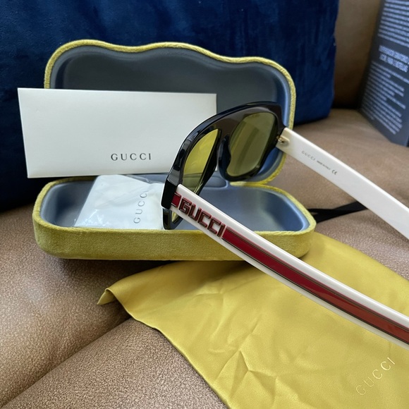 Authentic gucci sunglasses